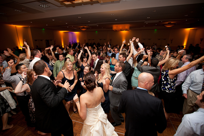 How We Differ From Other Rochester DJ Companies - Kalifornia Entertainment