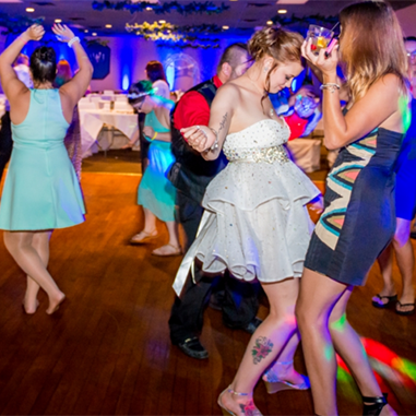 5 Wedding Reception Music Mistakes To Avoid