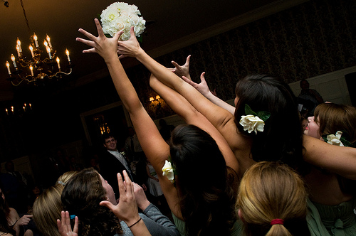 THE BOUQUET TOSS EXPLAINED