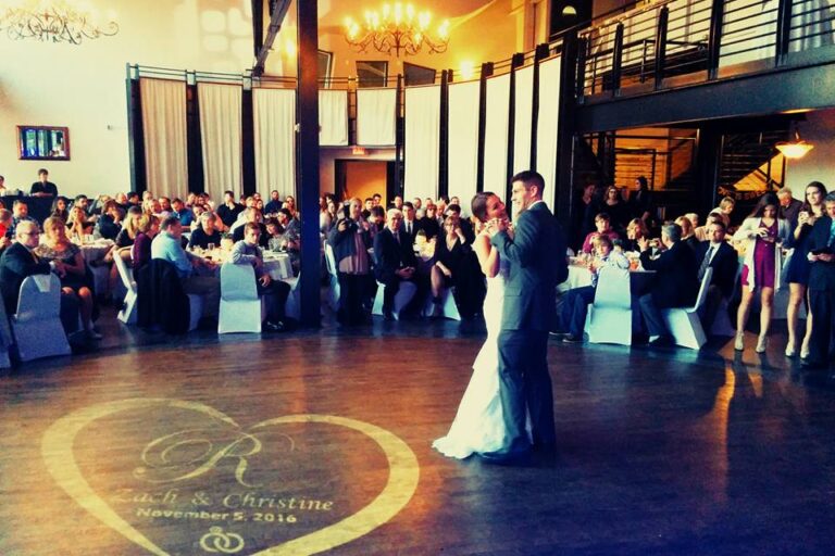 Romano Wedding | Rochester DJ | La Luna Weddings