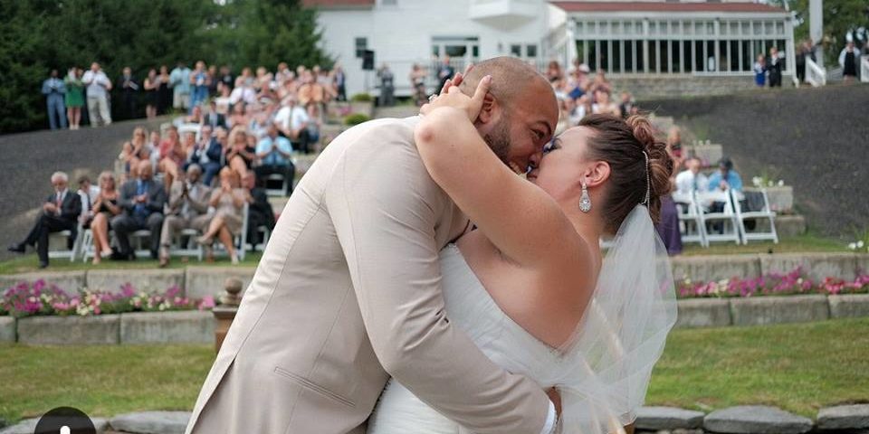 Byrd Wedding | Avanti Mansion | Rochester DJ