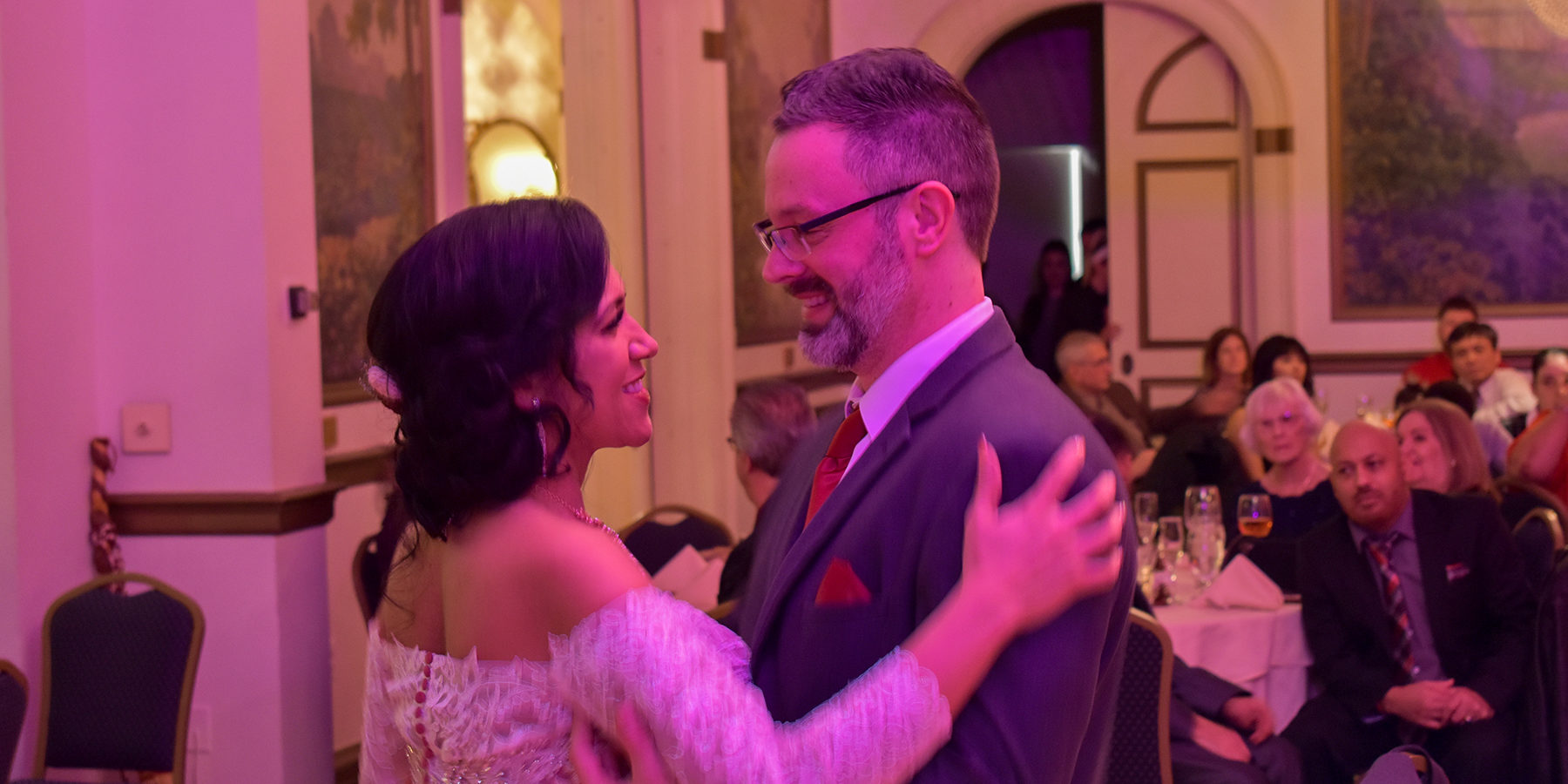 Gray Wedding | Rochester DJ | The Inn on Broadway