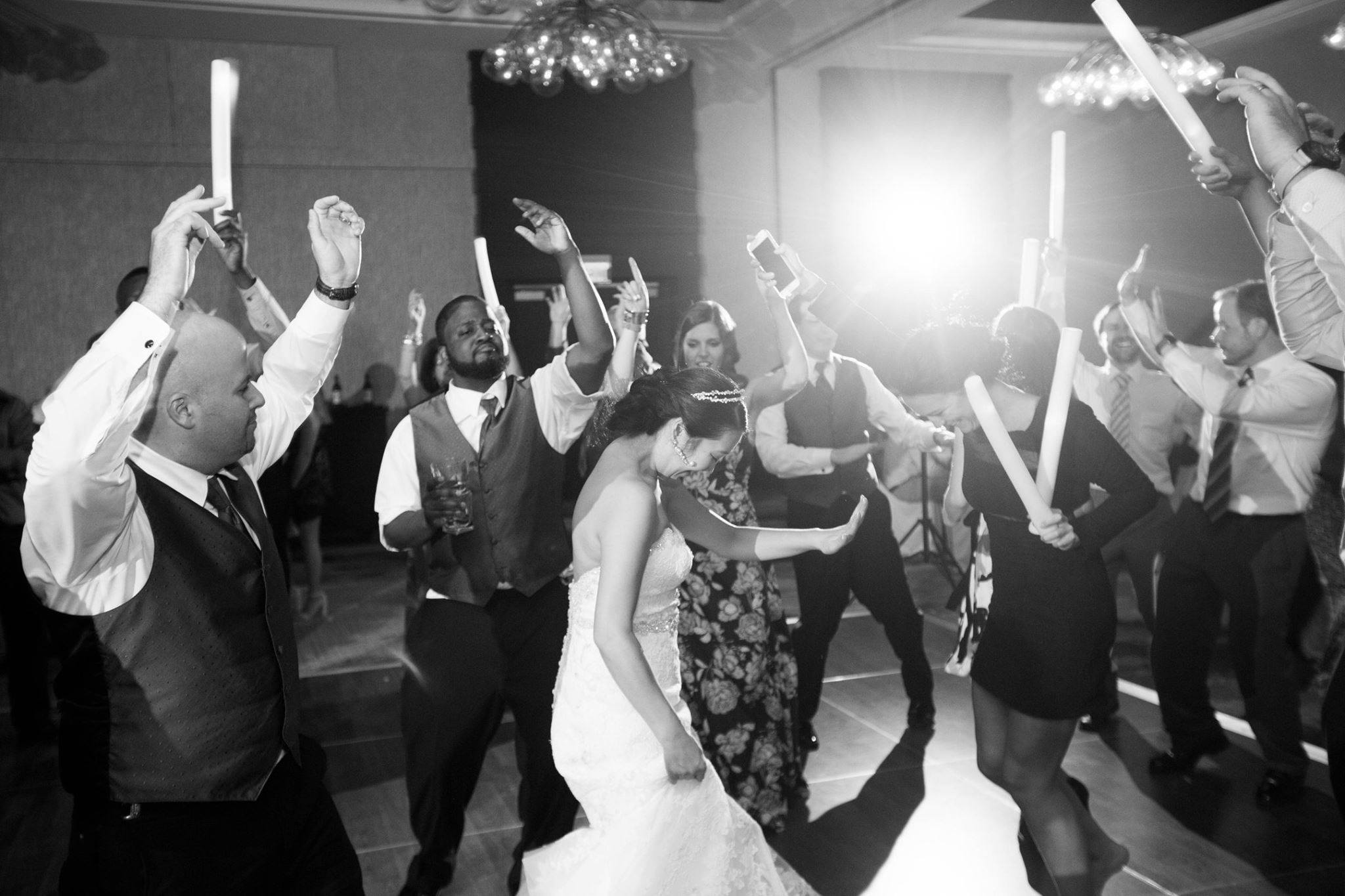 Hire a professional Rochester Wedding DJ | Rochester DJ