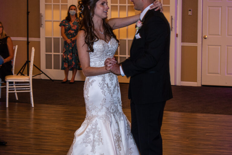 Rochester DJ | Gerringer Wedding | Ridgemont Country Club
