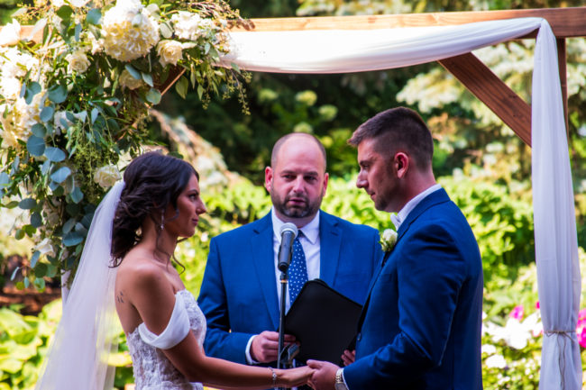 Dame Wedding | Rochester DJ | Wedding Entertainment | Ravenwood Golf Club Weddings Receptions