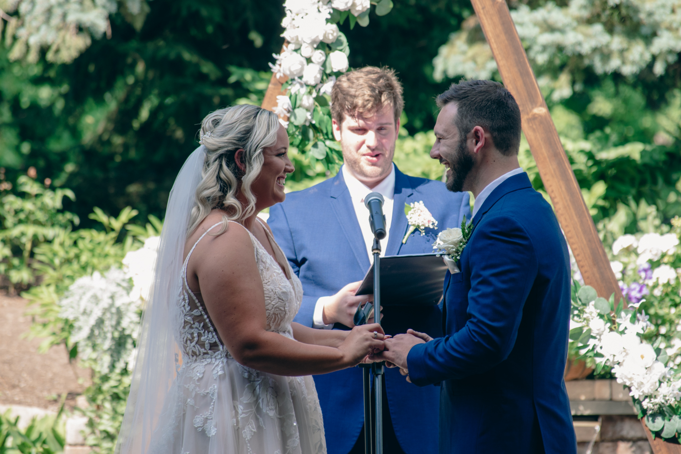 Ferro Wedding | Ravenwood Country Club | Rochester wedding DJ