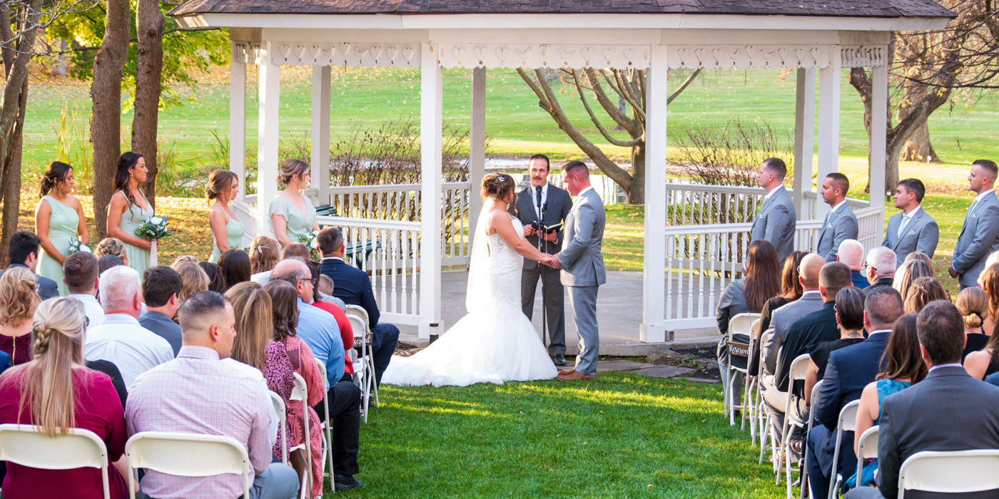 Lynch Wedding | Rochester DJ | Chef's Event Center | Plantation Party House