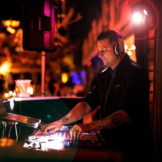 The Unparalleled Advantages of Hiring a Top Professional DJ for Your Rochester, NY Wedding Reception | Rochester DJ