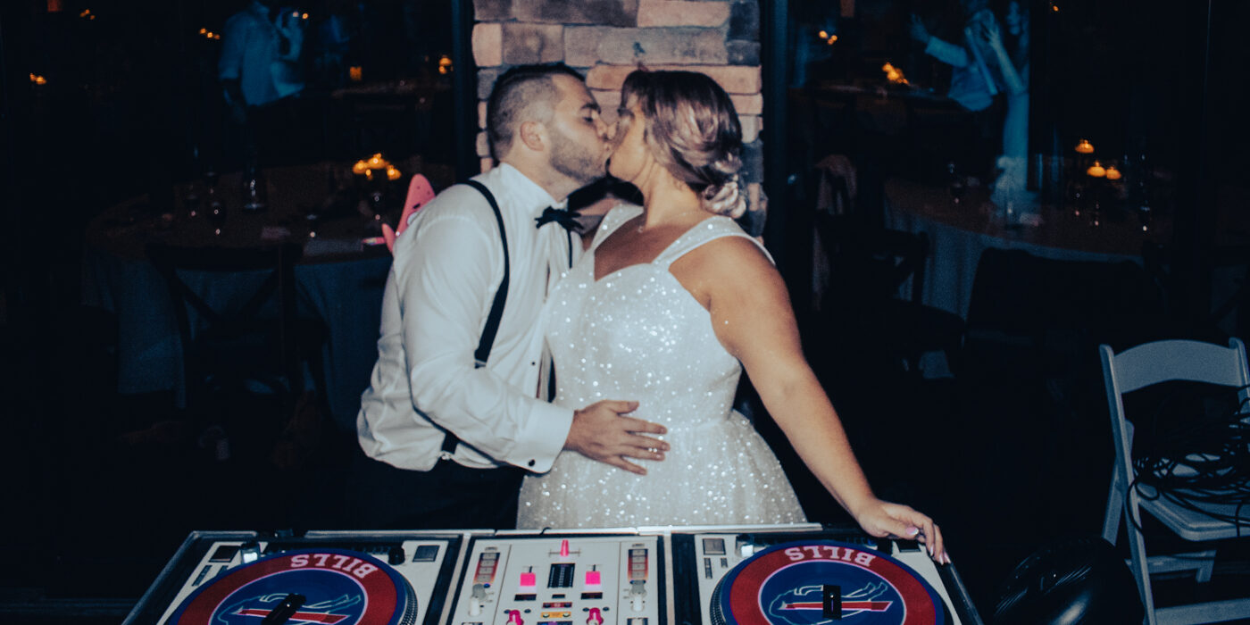 Check out the Rochester wedding details of the Gelinas Weddings, held at the beautiful Ravenwood Golf Country Club, in Rochester, NY.