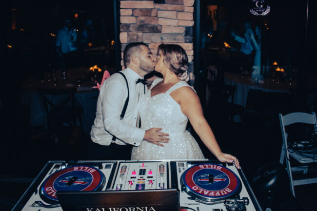 Check out the Rochester wedding details of the Gelinas Weddings, held at the beautiful Ravenwood Golf Country Club, in Rochester, NY.