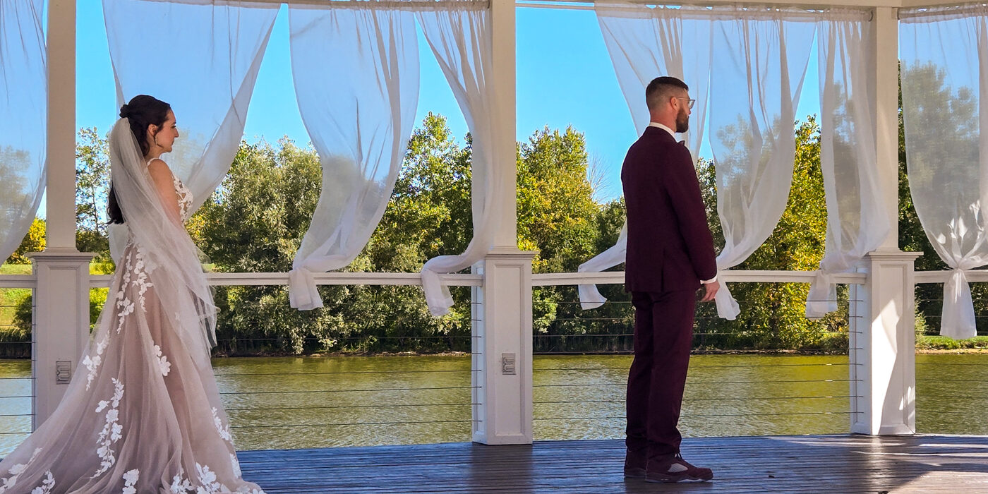 Check out the Rochester wedding details of the Hessel-Sherlock wedding held at the beautiful Ballroom at Carey Lake.