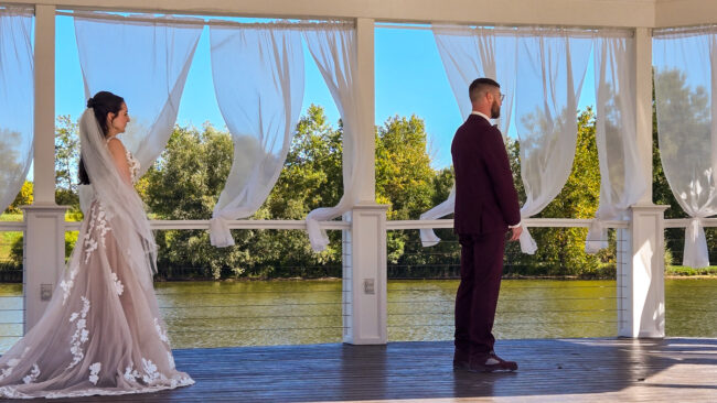 Check out the Rochester wedding details of the Hessel-Sherlock wedding held at the beautiful Ballroom at Carey Lake.