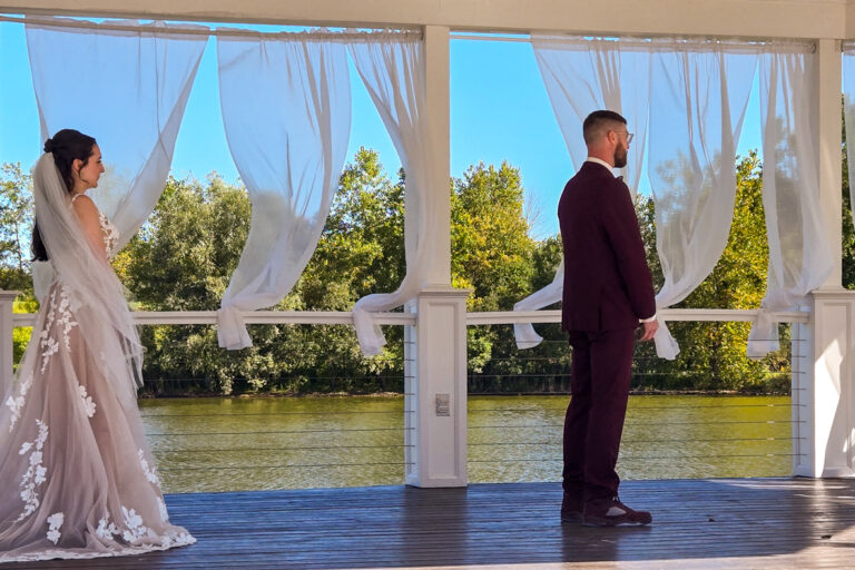 Check out the Rochester wedding details of the Hessel-Sherlock wedding held at the beautiful Ballroom at Carey Lake.