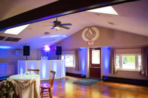 Rochester Wedding DJ | Glendoveers Reception